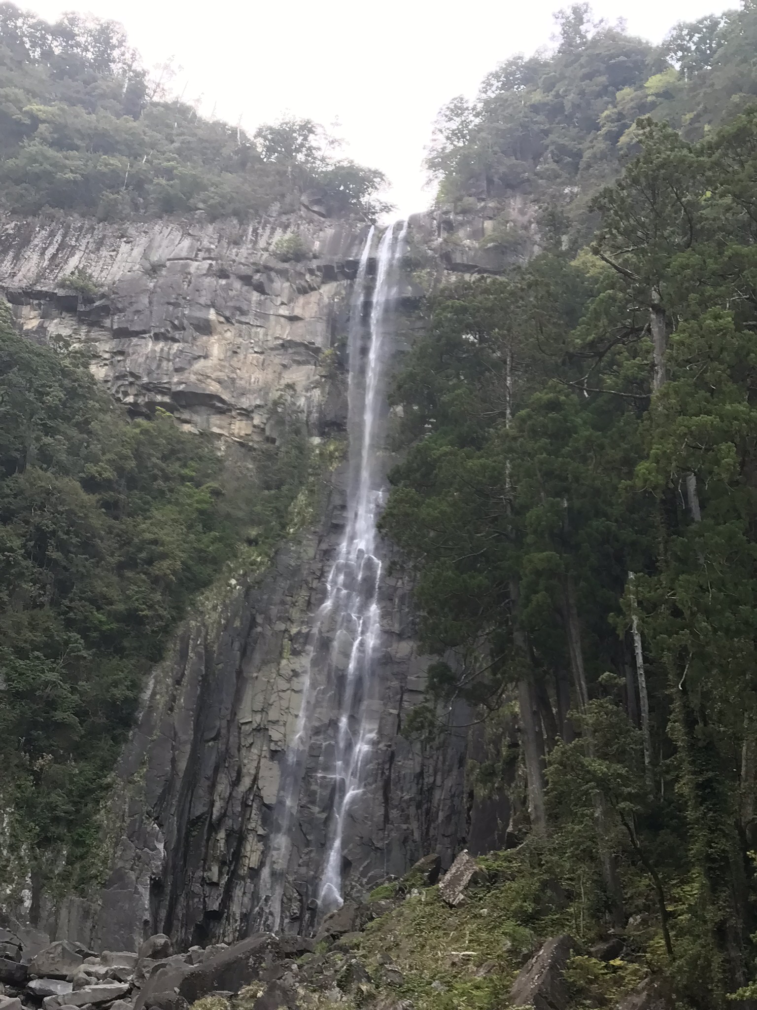 伊勢参り⑥　熊野　那智の滝　橋杭岩